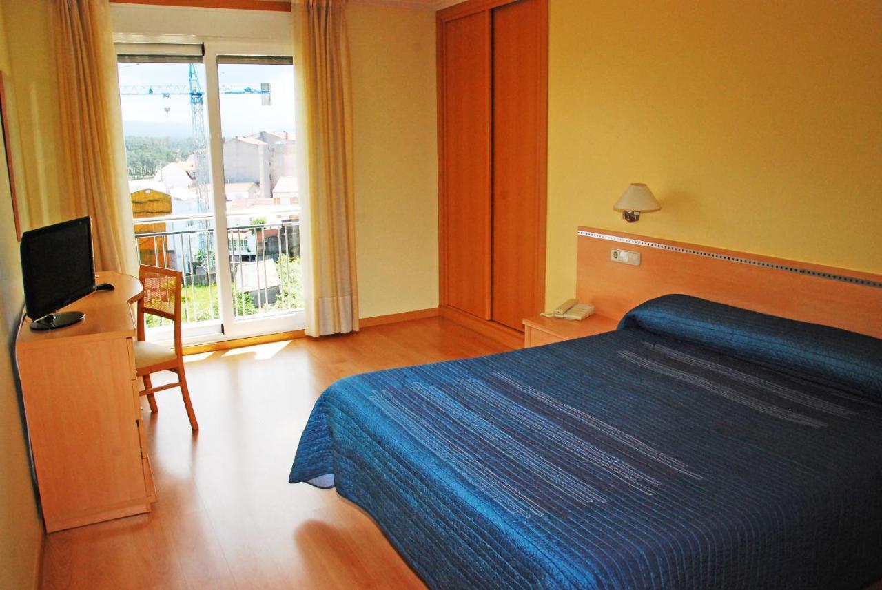 Hotel Villa Juanita O Grove Bagian luar foto
