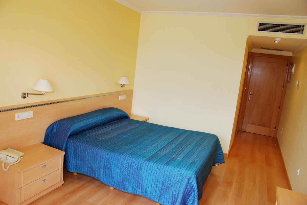 Hotel Villa Juanita O Grove Bagian luar foto