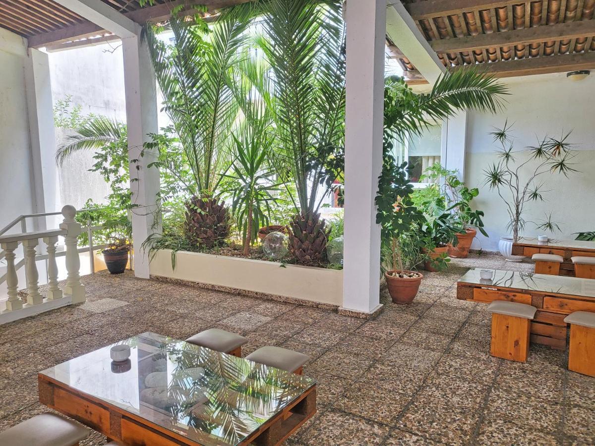 Hotel Villa Juanita O Grove Bagian luar foto