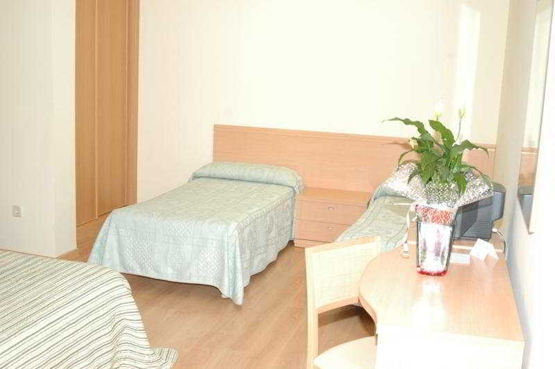 Hotel Villa Juanita O Grove Bagian luar foto